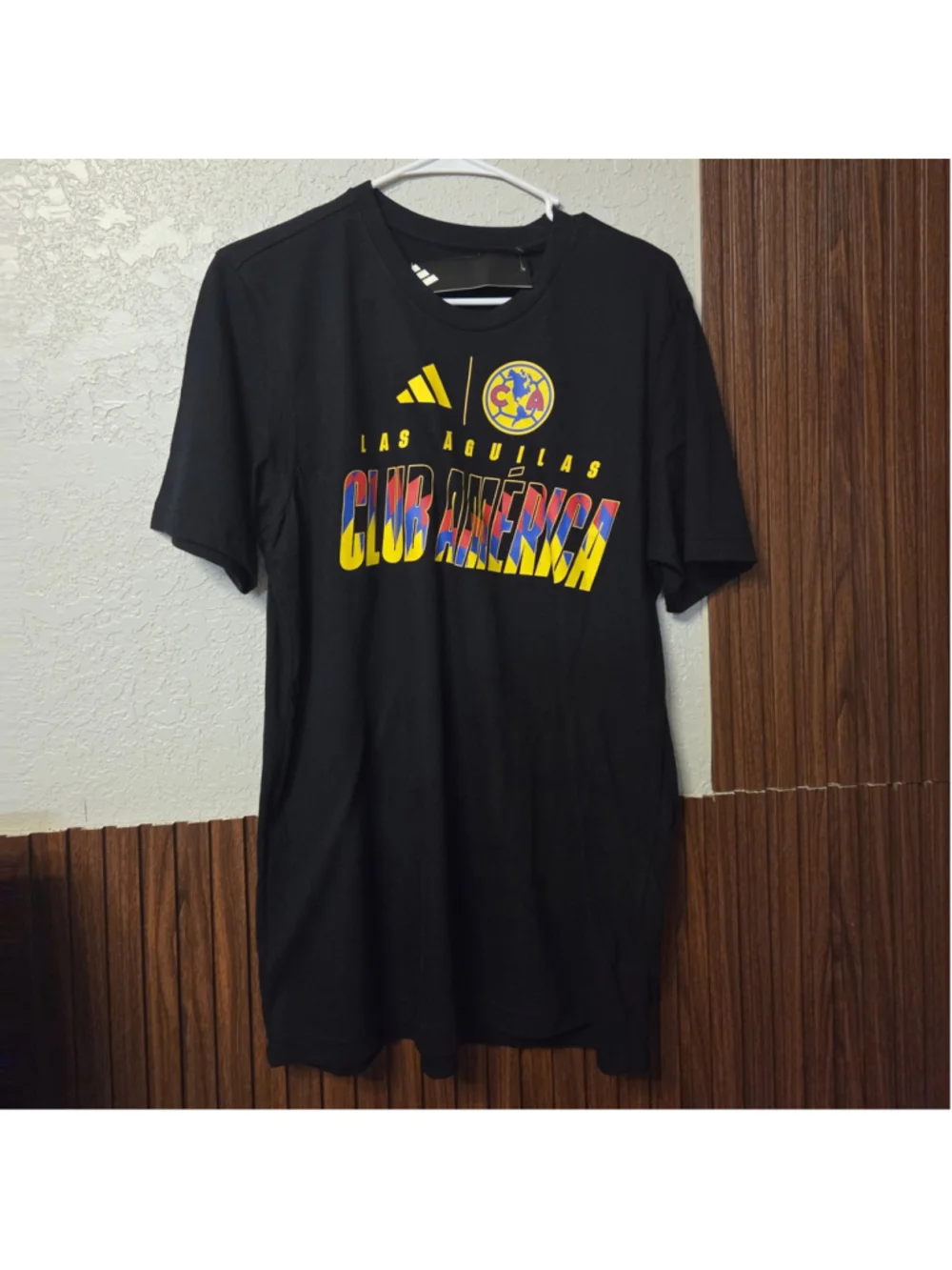 Men's Adidas Club America Las Aguilas Graphic T-Shirt Black Yellow medium size